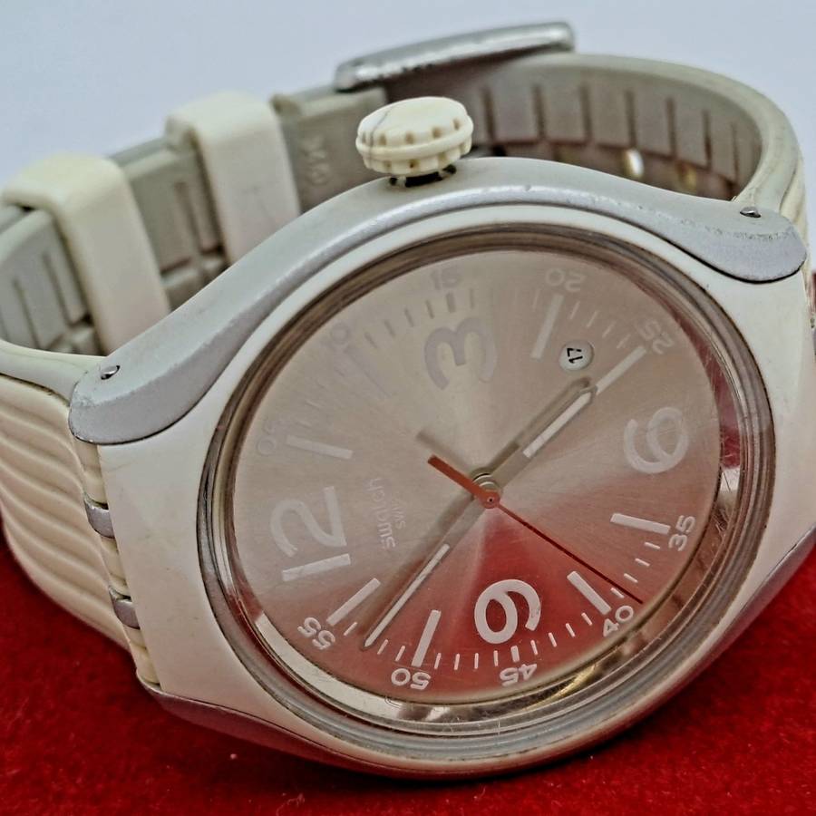 Pre-Owned Swiss Made Swatch Watch 446 -NOT WORKING- Silicon read More