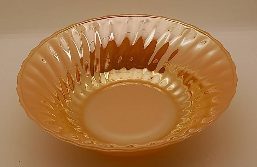 1940 -1950s Vintage Anchor Hocking Fire-King Glass Peach Lusterware SALAD BOWL 6cmx21cm-USA