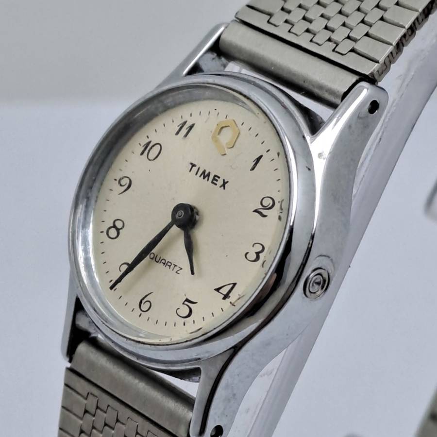 Pre-owned Vintage Ladies TIMEX Quartz Stainless Steel watch - Working-