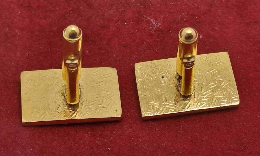 A Pair of Vintage Golf? - Cufflinks - No Box