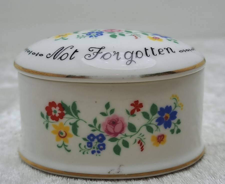 Small Vintage Crown Fine Bone China Not Forgotten Trinket Box with Lid Staffordshire England.
