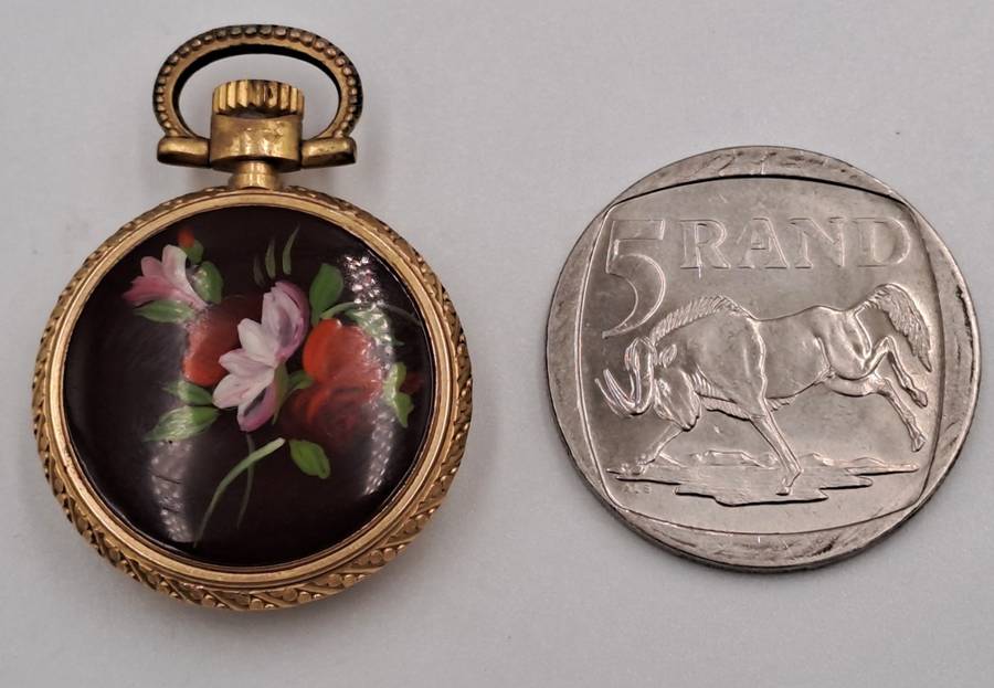 Rare Vintage small Ladies Farian Pocket watch (wind-up) Working -17 Rubis