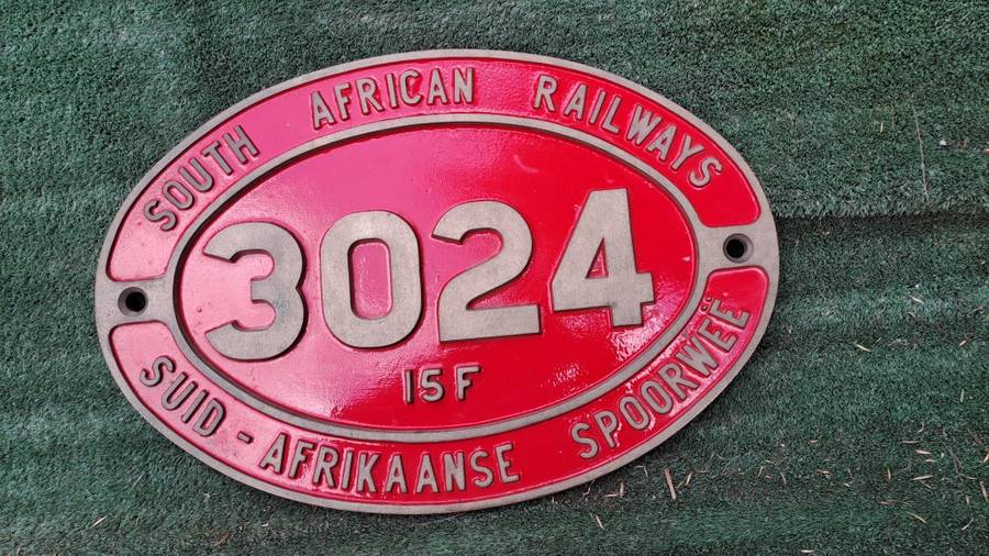 Large South African Railways Locomotive Cab Side Number Plate 3024 15F -10kg -Recast