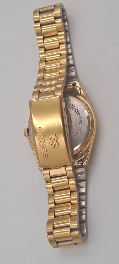 Vintage Ladies Seiko 2A23-003LR Quartz Day/Date Gold tone Watch -Working 100%