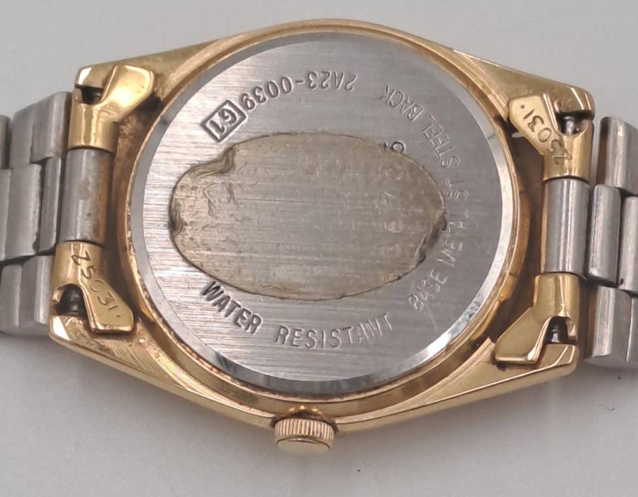 Vintage Ladies Seiko 2A23-003LR Quartz Day/Date Gold tone Watch -Working 100%