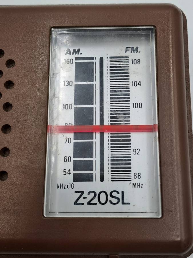 Vintage Sharp AM-FM Portable Radio -Battery Operated -Working
