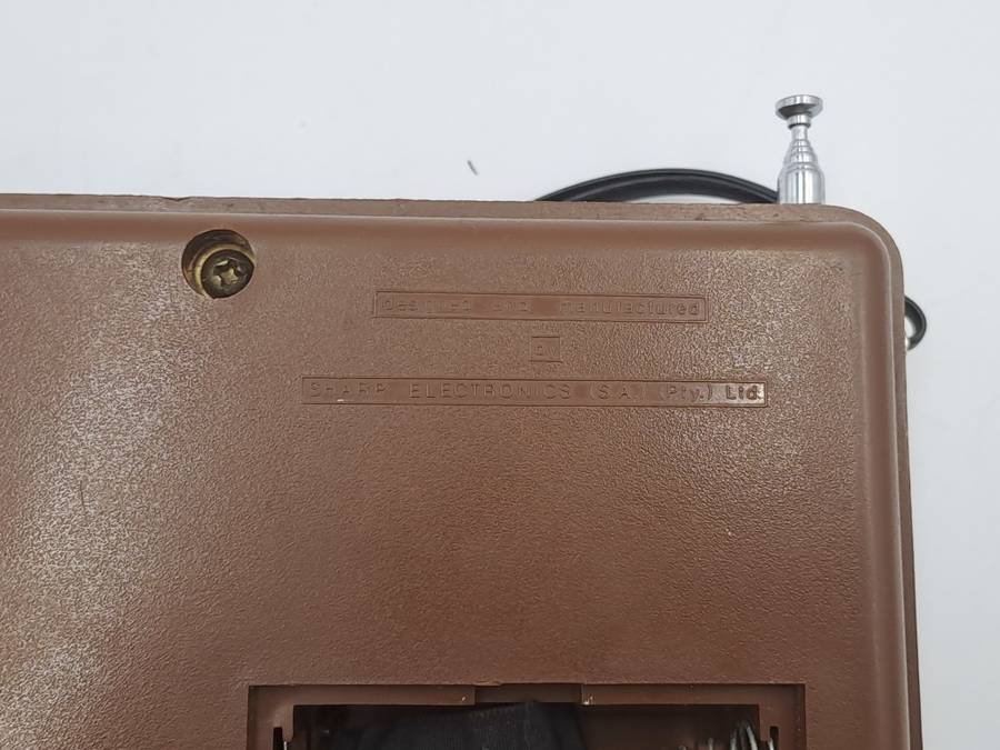 Vintage Sharp AM-FM Portable Radio -Battery Operated -Working