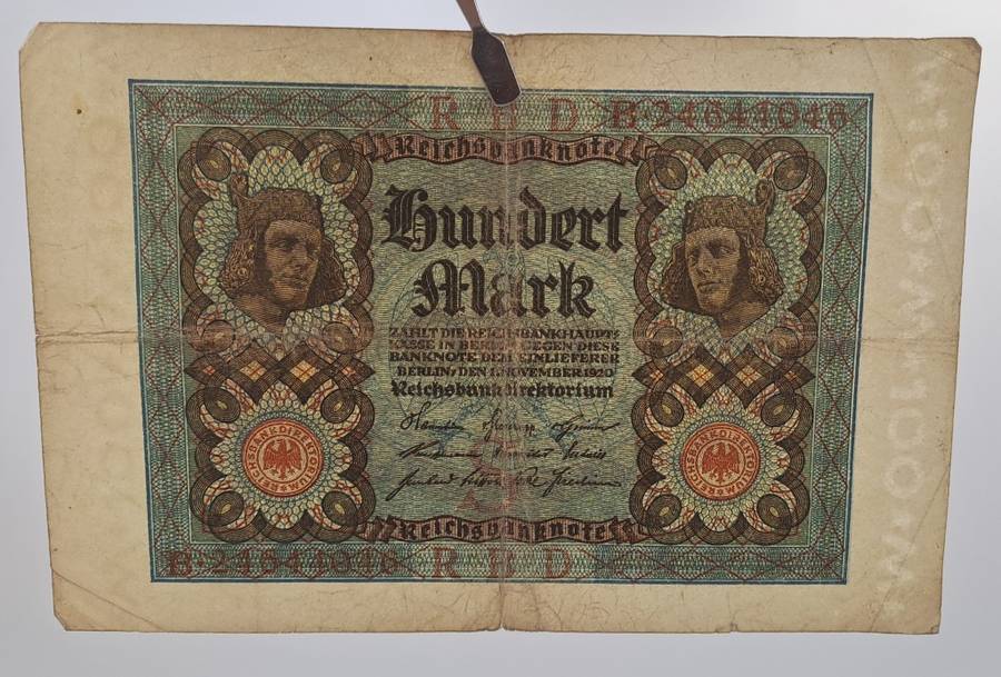 1920  Germany (1871-1948) 100 Mark Reichsbank note