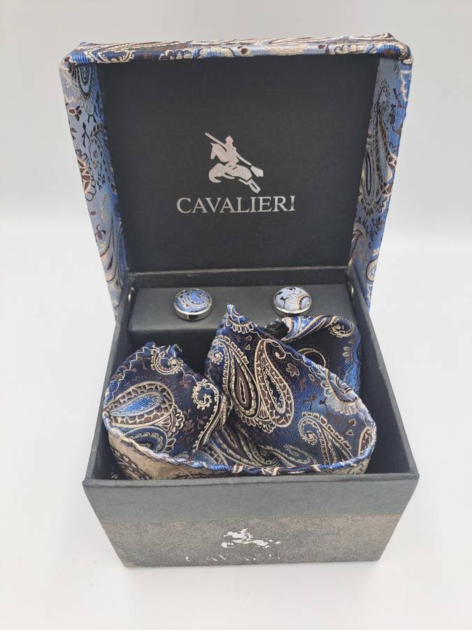 Vintage Cavalieri Cufflinks and Pocket Square Gift set -The Tie is Missing