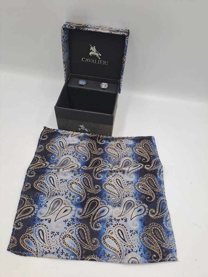 Vintage Cavalieri Cufflinks and Pocket Square Gift set -The Tie is Missing