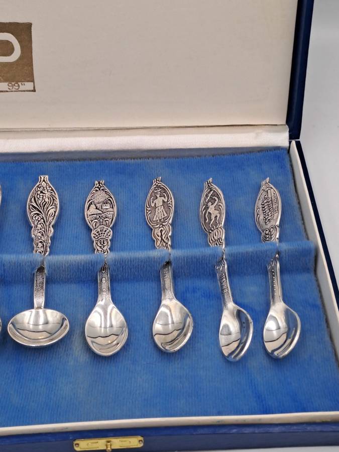 Vintage MP Prata 99 Silverplate Demitassee 7pc  Spoon Set-Boxed