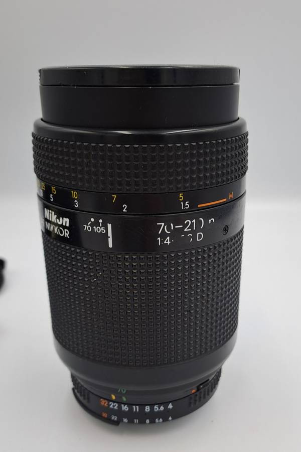 Nikon NIKKOR AF 70-210mm f/4-5.6  Lens (1987-2000)