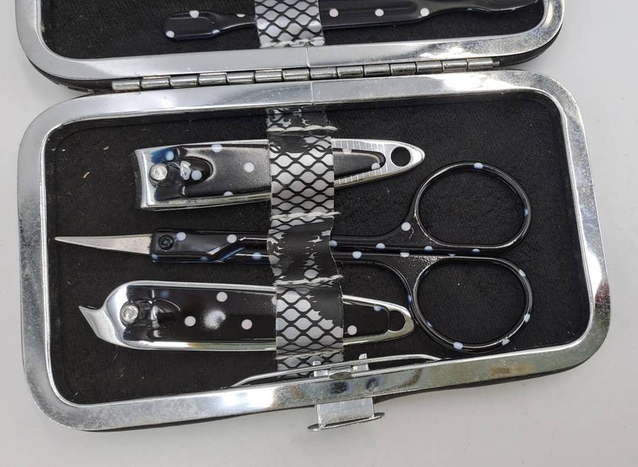Unused- Rectangular Manicure 6 in 1 set