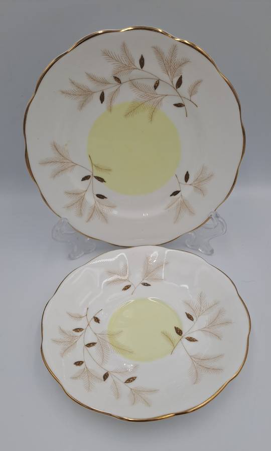 Vintage Royal Albert MONTROSE Tea Trio Fine Bone China -England - (4 Available bid is for one)