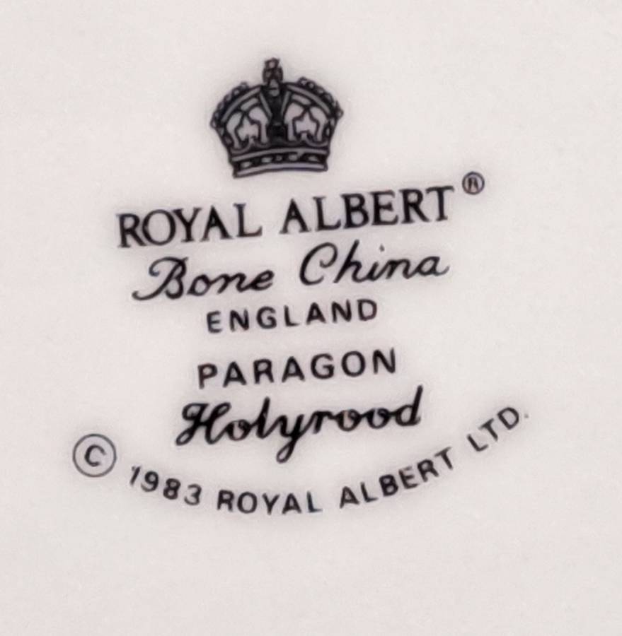 Vintage 1984 Royal Albert Holyrood Fine Bone China Cake Plate.