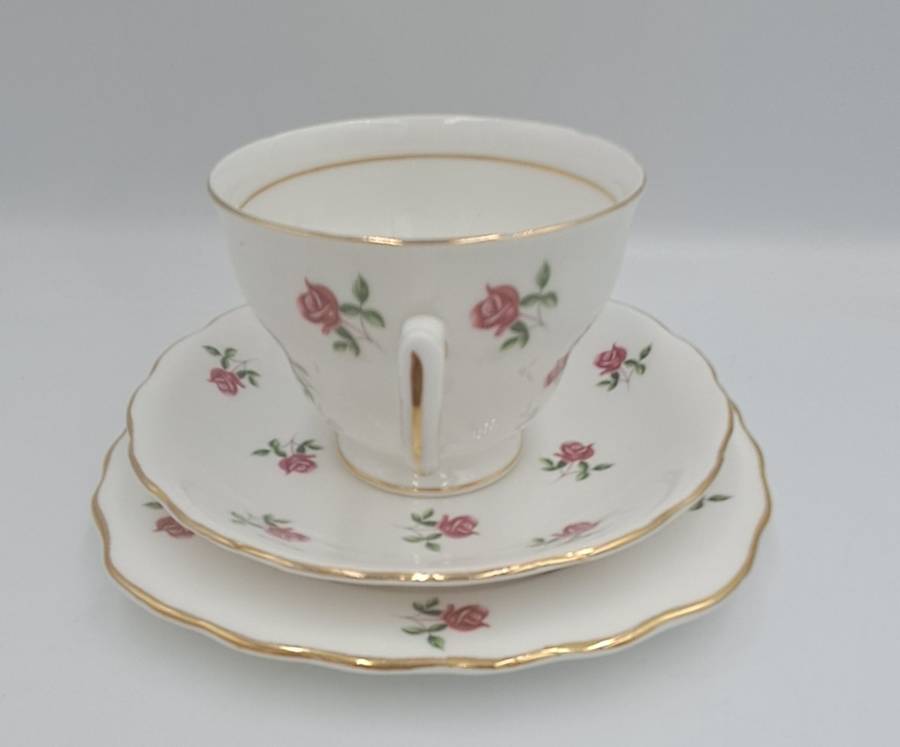 Vintage COLCLOUGH Bone China TRIO Made in England   ( 6 Available) Excellent Condition
