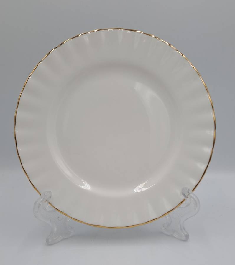 Vintage Royal Albert Val D'or -Tea Side plate 160mm