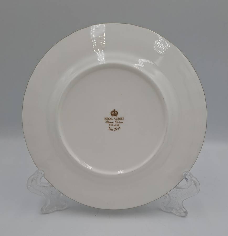 Vintage Royal Albert Val D'or -Tea Side plate 160mm