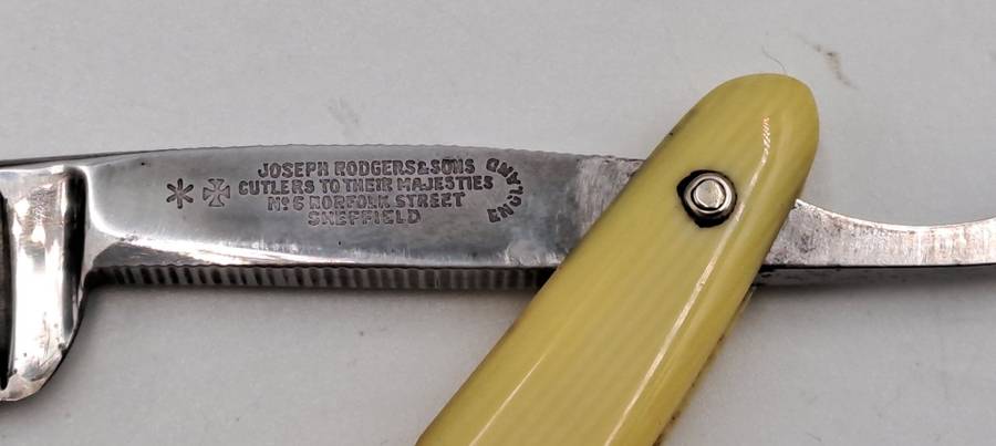 Vintage Joseph Rodgers Star & Cross Barbers Friend cut throat razor - made in Sheffield England