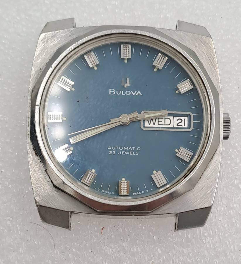 Vintage Mens BULOVA Automatic Watch 23 Jewels  -Working