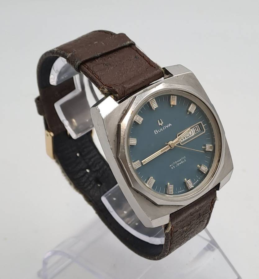 Vintage Mens BULOVA Automatic Watch 23 Jewels  -Working