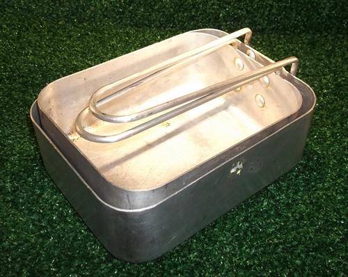 Set of 2 Stainless steel  Army food dishes "Dixie pans " " Vark Panne" see photo's
