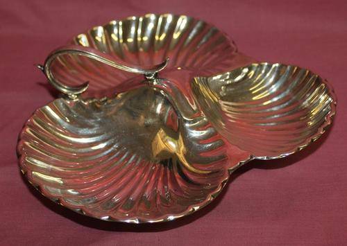 CRAZY R1 START!! Vintage Silver Plated server dish by A.S.P Co no 5966 E.P.N.S . 225x200mm -294g