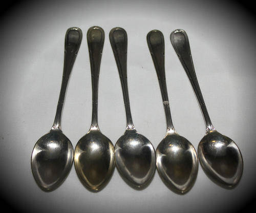 5 Silver plated spoons 110mm