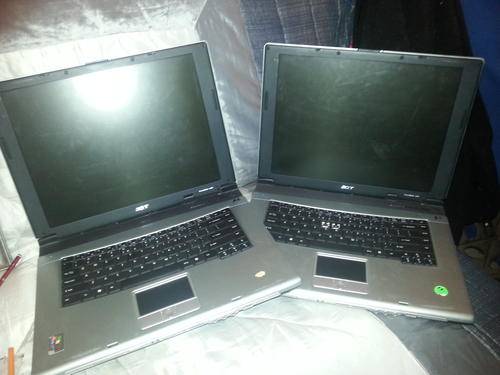 2 Acer Laptops running on win xp. Bargain!!! Today Only