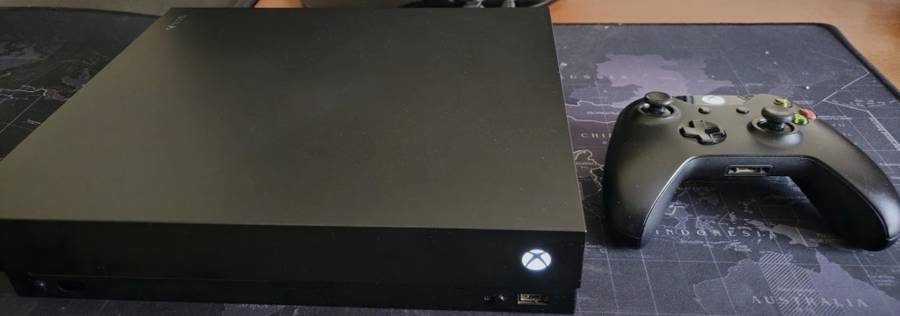 XBOX one X - 1TB (4K Gaming)