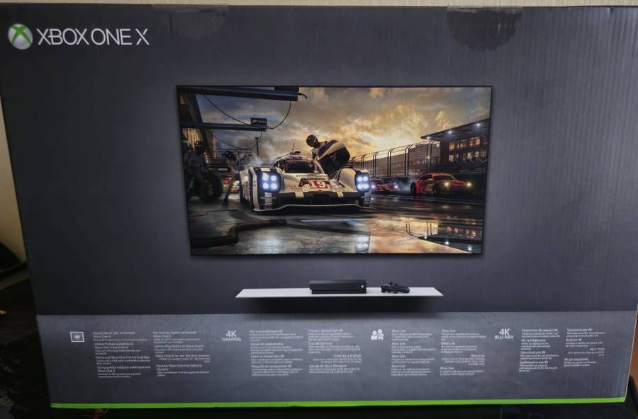 XBOX one X - 1TB (4K Gaming)