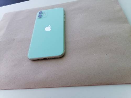 IPHONE 11 64GB GREEN