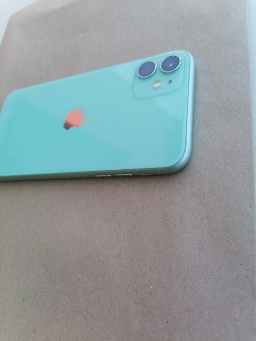 IPHONE 11 64GB GREEN