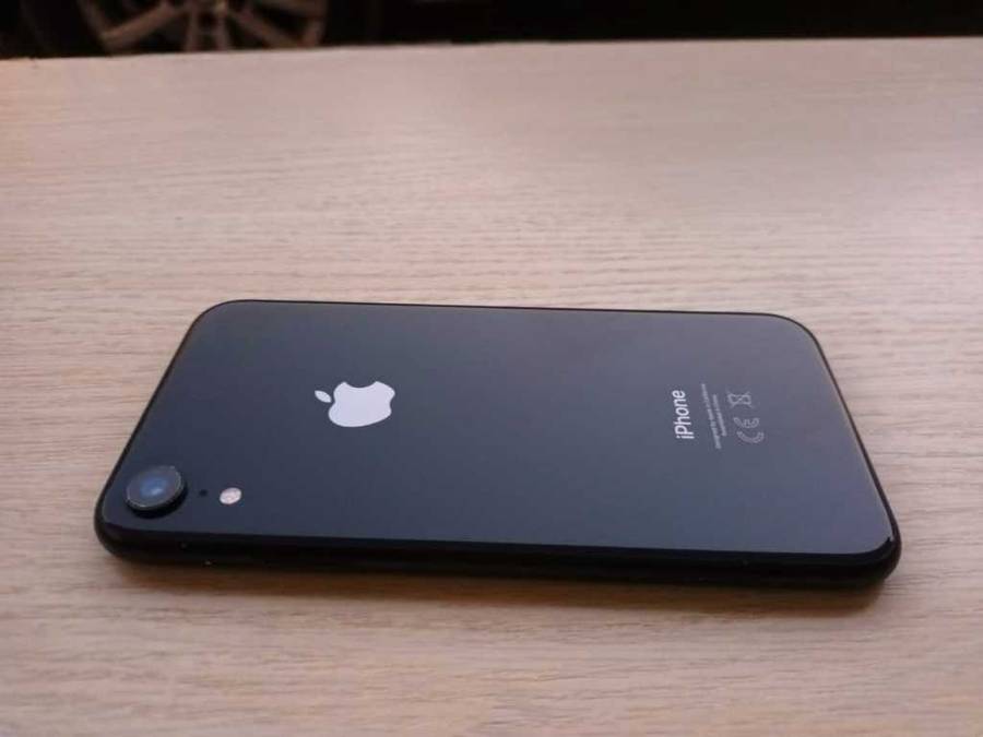 Apple iPhone XR 64GB Pre owned