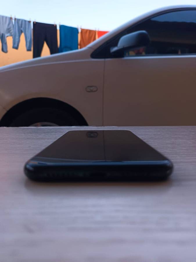 Apple iPhone XR 64GB Pre owned