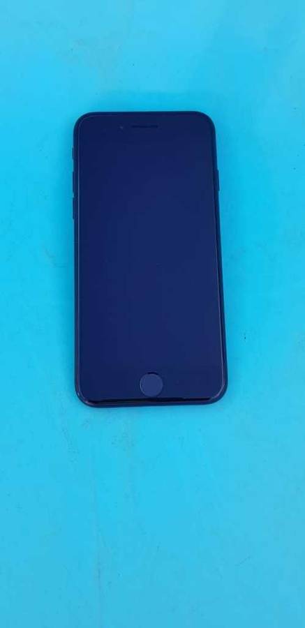 IPHONE 7 32GB IN EXCELLENT CONDITION