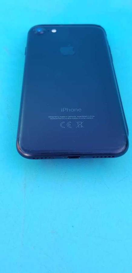IPHONE 7 32GB IN EXCELLENT CONDITION