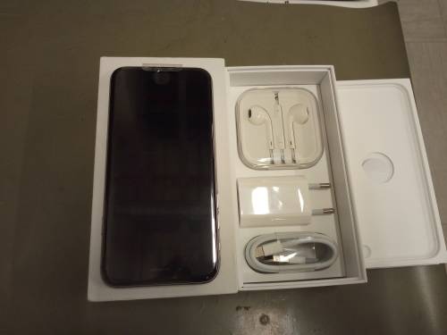 IPHONE 6 32GB BRAND NEW(NOT REFURBISHED)