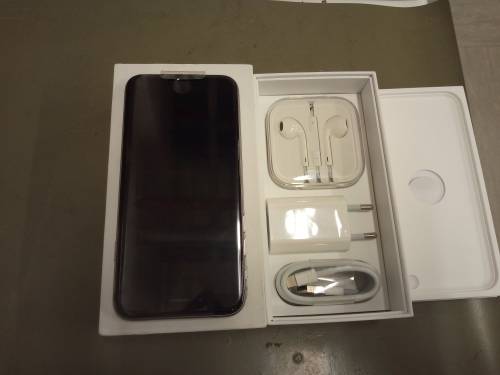 IPHONE 6 32GB BRAND NEW(NOT REFURBISHED)