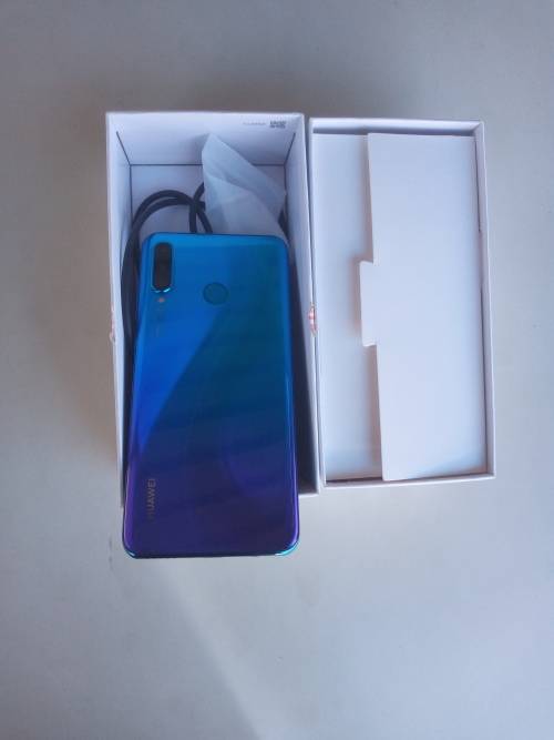 HUAWEI P30 LITE 128GB IN PRISTINE CONDITION