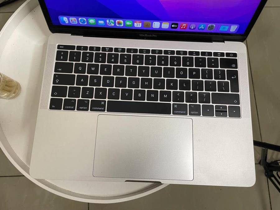 2017 MACBOOK PRO  CORE I5