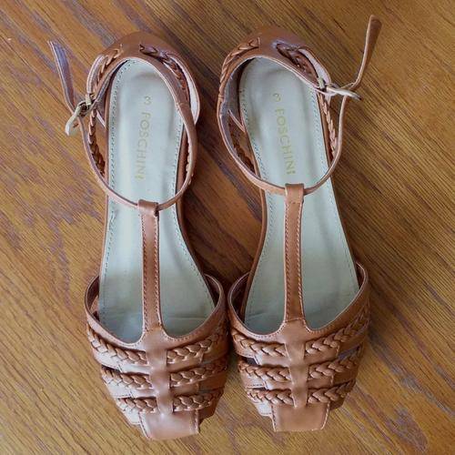 TAN BROWN SANDALS / FLATS | SIZE 3