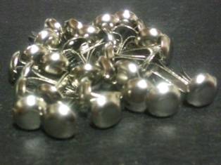 HOTP SMALL BRADS SILVER 30