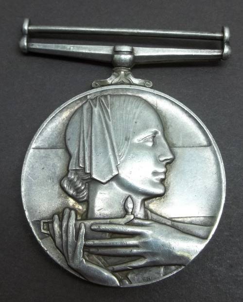 Voluntary Medical Service medal 'Long & Efficient Service' - Full Size/Silver