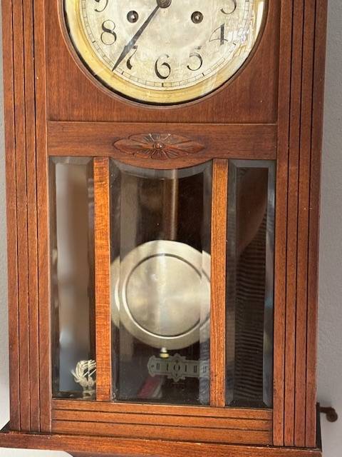 Antique 1920 Solid Art Deco Clock Bevelled Glass Deep Gong