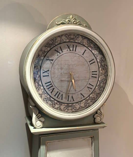 GRANDFATHER CLOCK