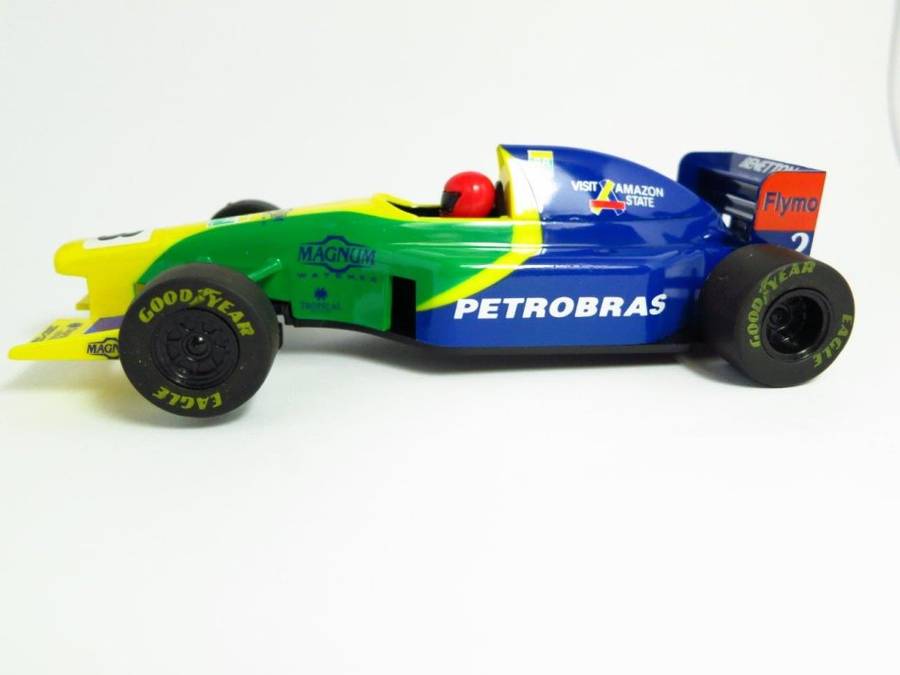 Scalextric C2460 Indy Car Petrobras No3