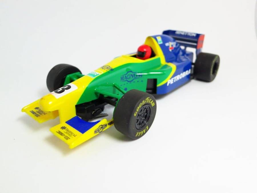 Scalextric C2460 Indy Car Petrobras No3