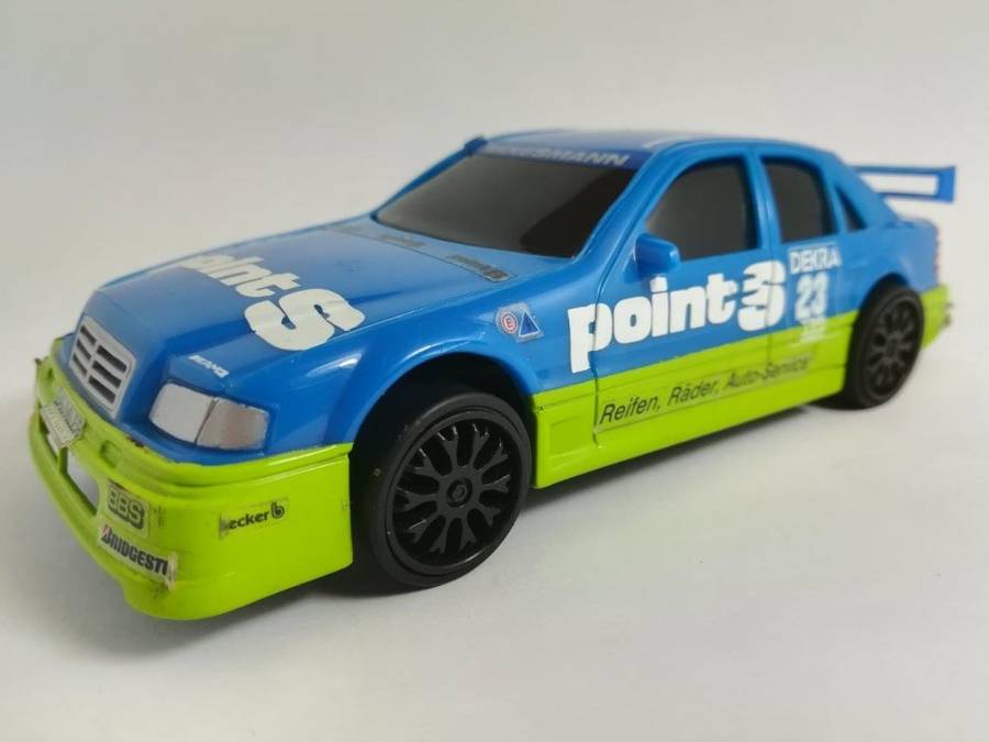Scalextric C2033 Mercedes C Class No23