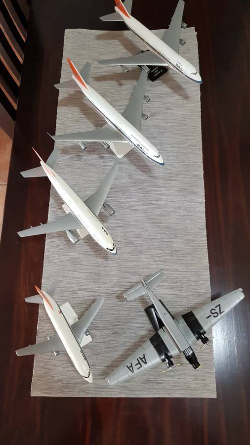 SAA/SAL Model Aircraft Set
